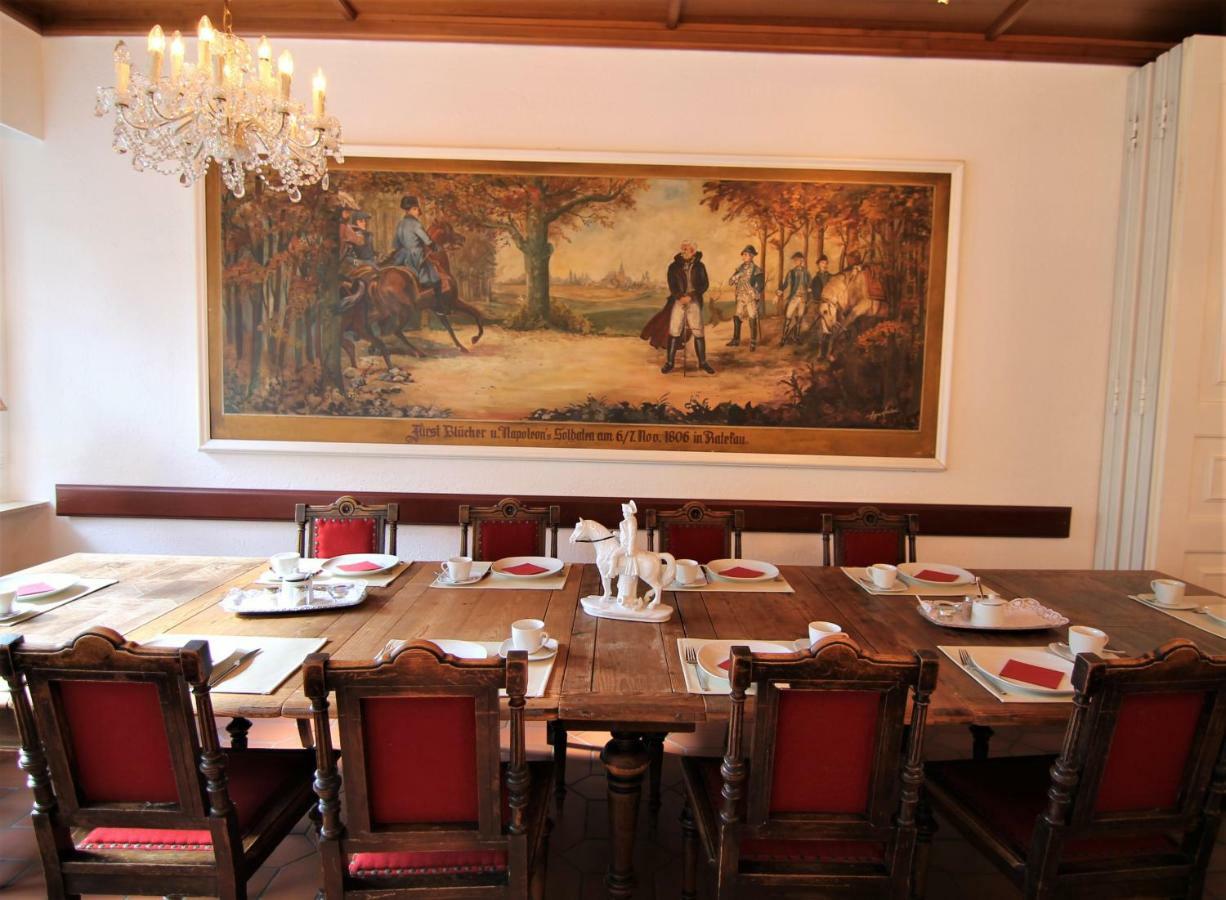 Garni Zur Linde Hotel 3*